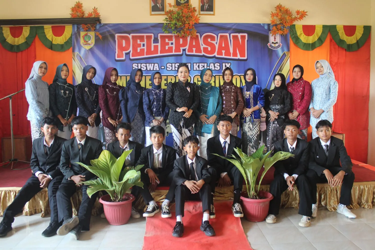 PELEPASAN SISWA KELAS IX TAHUN AJARAN 2025/2026
